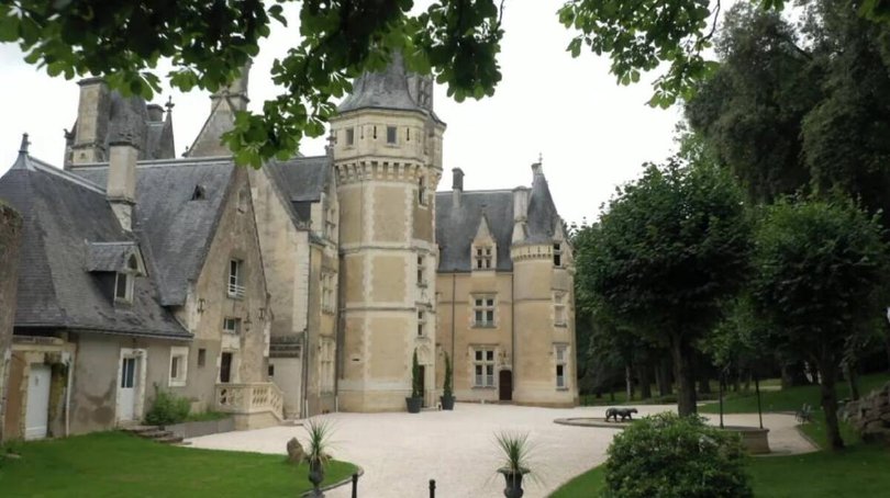 Own your very own castle in the Loire Valley.