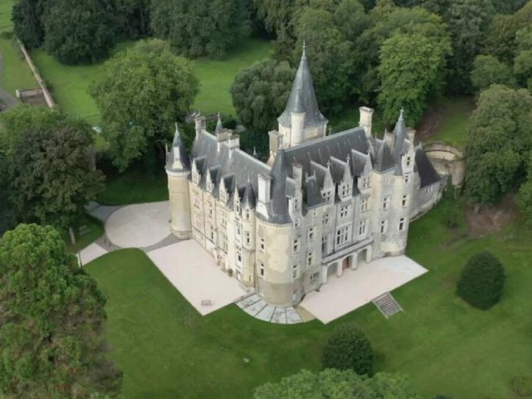 Australia is the 10th most expensive country to buy a home.