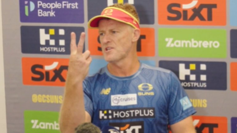 Damien Hardwick couldn’t help himself on Thursday.