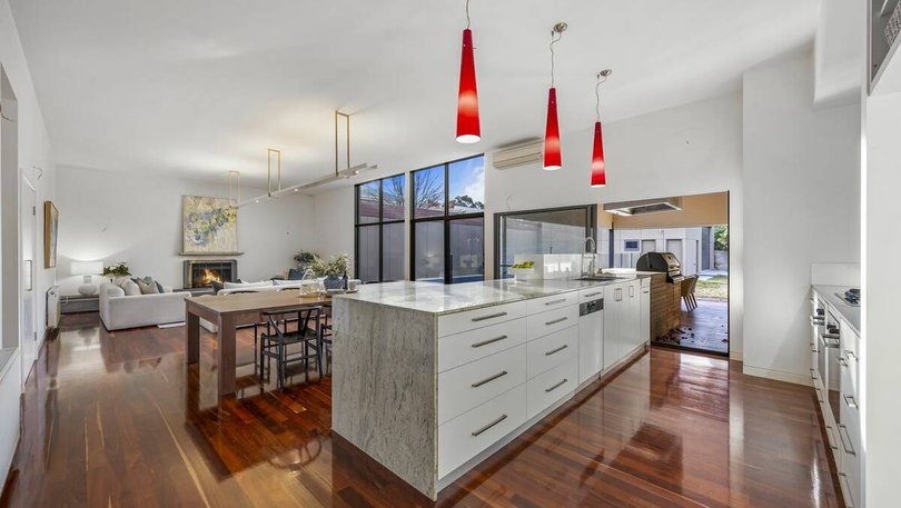 Sold: 3-5 Cardross Close, Nerrina, VIC 3350