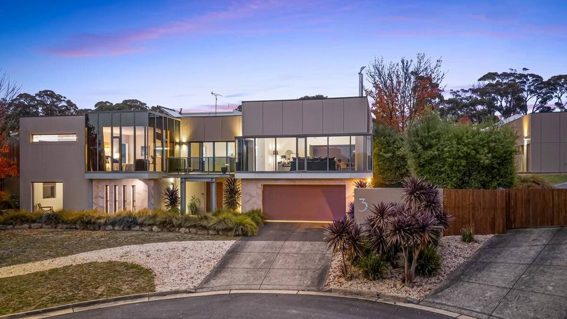 Sold: 3-5 Cardross Close, Nerrina, VIC 3350