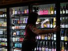 The World Health Organisation wants countries to hike taxes on alcohol and sugary drinks. (Bianca De Marchi/AAP PHOTOS)