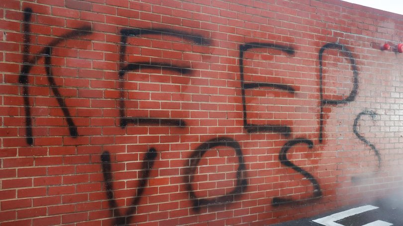 Graffiti has been sprayed at Carlton supported coach Michael Voss. Picture: NewsWire/Ian Currie