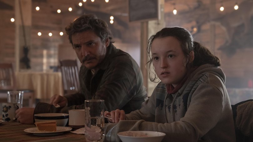 Pedro Pascal and Bella Ramsey in The Last of Us.
