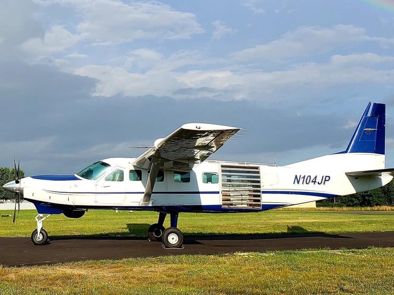 A Skydive Cross Keys plane has crashed in New Jersey.