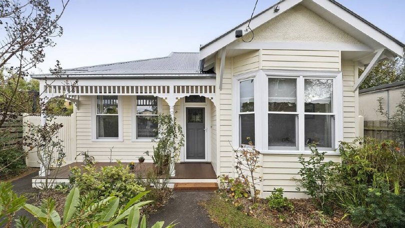 5 Vera Street, Williamstown, VIC 3016 - A classic upgrade by the beach.