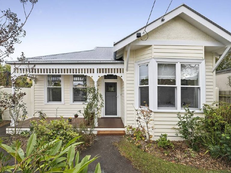 5 Vera Street, Williamstown, VIC 3016 - A classic upgrade by the beach.