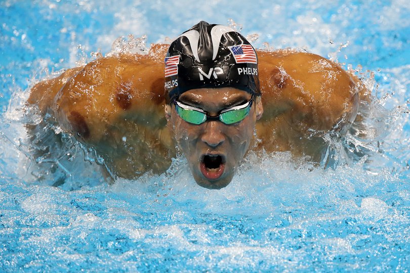 U.S. swimmer Michael Phelps swims to a gold medal in the men's 200m Butterfly at the Olympic Aquatic Stadium in Rio De Janeiro, Brazil, on Tuesday, Aug. 9, 2016. (Robert Gauthier/Los Angeles Times/TNS)