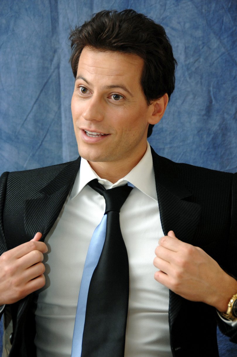 Fantastic Four co-star Ioan Gruffudd also shared a tribute to the late actor.