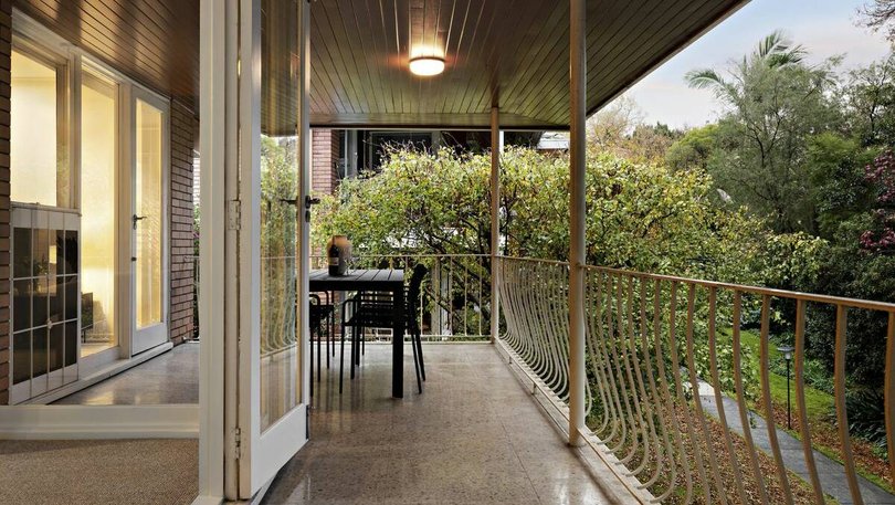 SOLD: 8/40 Lansell Road, Toorak, VIC 3142