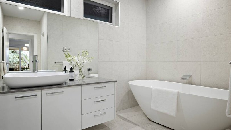 SOLD: 8/40 Lansell Road, Toorak, VIC 3142