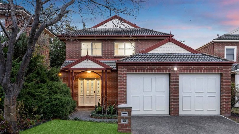 SOLD: 7 Hope Court, Kew, VIC 3101