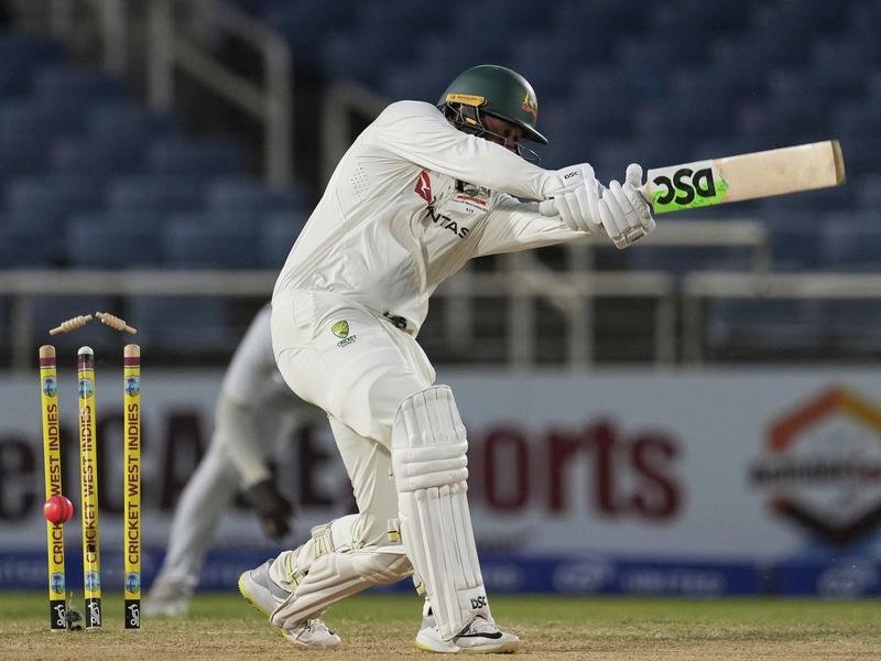Usman Khawaja was out for 14 as Australia's openers again struggled in the third Test.