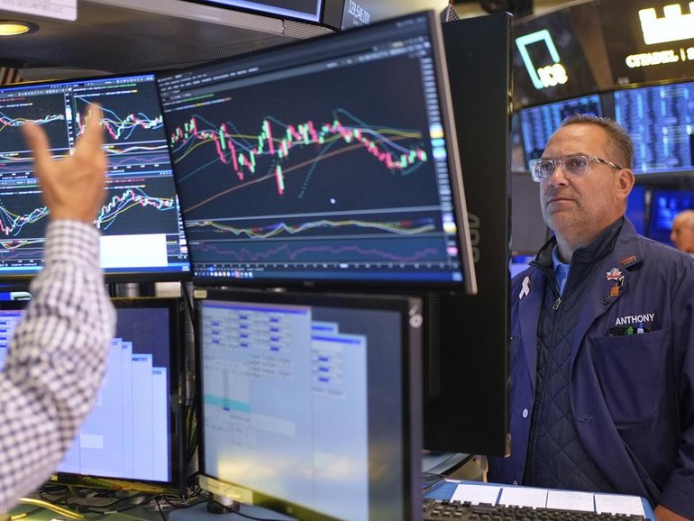 Investors on Wall Street have been monitoring comments from Federal Reserve members. (AP PHOTO)