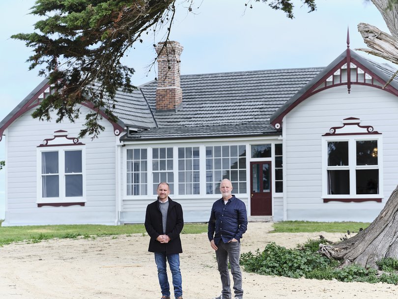Host Anthony Burke with homeowner Gordon in an episode of Restoration Australia.
