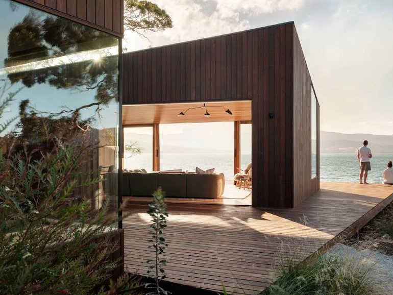 Nebraska by Lara Maeseele received the award for Residential Architecture - Houses (New). Pic: Adam Gibson.