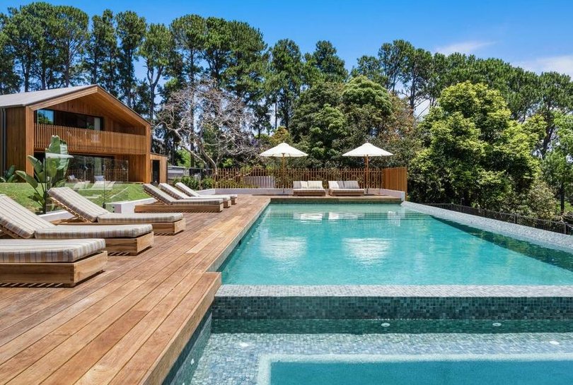 The magnesium swimming pool and spa.