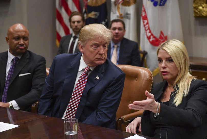 President Donald Trump and Attorney General Pam Bondi (R).