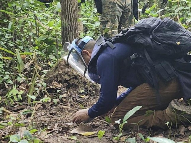Tensions have erupted between Thailand and Cambodia over landmines on the border between them. 