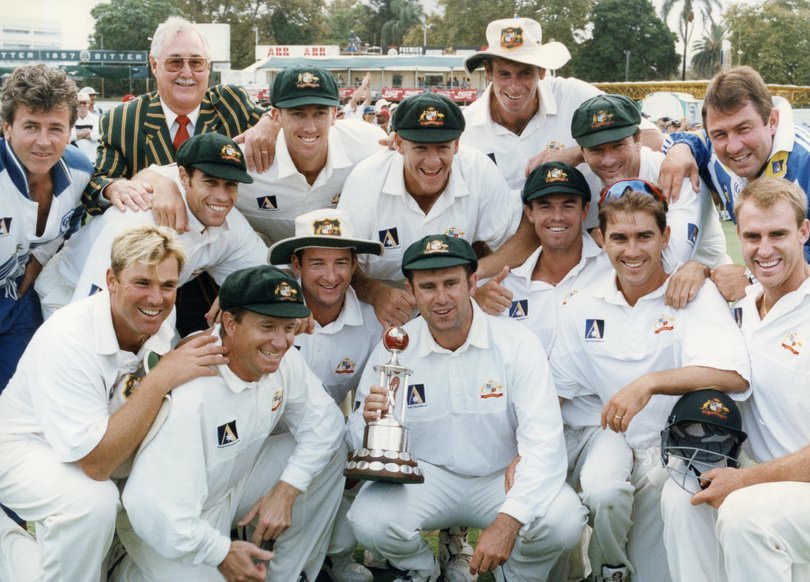 Shane Warne with the Australian team.