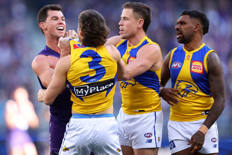 PERTH, AUSTRALIA - JULY 26: Jaeger O'Meara of the Dockers and Liam Baker of the Eagles wrestle during the round 20 AFL match between the Fremantle Dockers and West Coast Eagles at Optus Stadium on July 26, 2025 in Perth, Australia. (Photo by Paul Kane/Getty Images via AFL Photos)