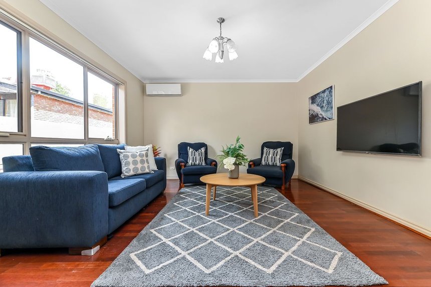 The home was initially listed for auction, but was sold beforehand via a private offer. 