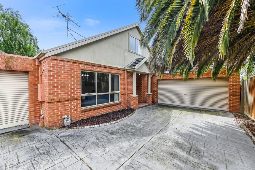 Patterson’s Mount Waverley townhouse, in Melbourne’s east, went up for sale on October 27, 2023. Photos taken during a pre-sale house inspection show her belongings still inside the home.