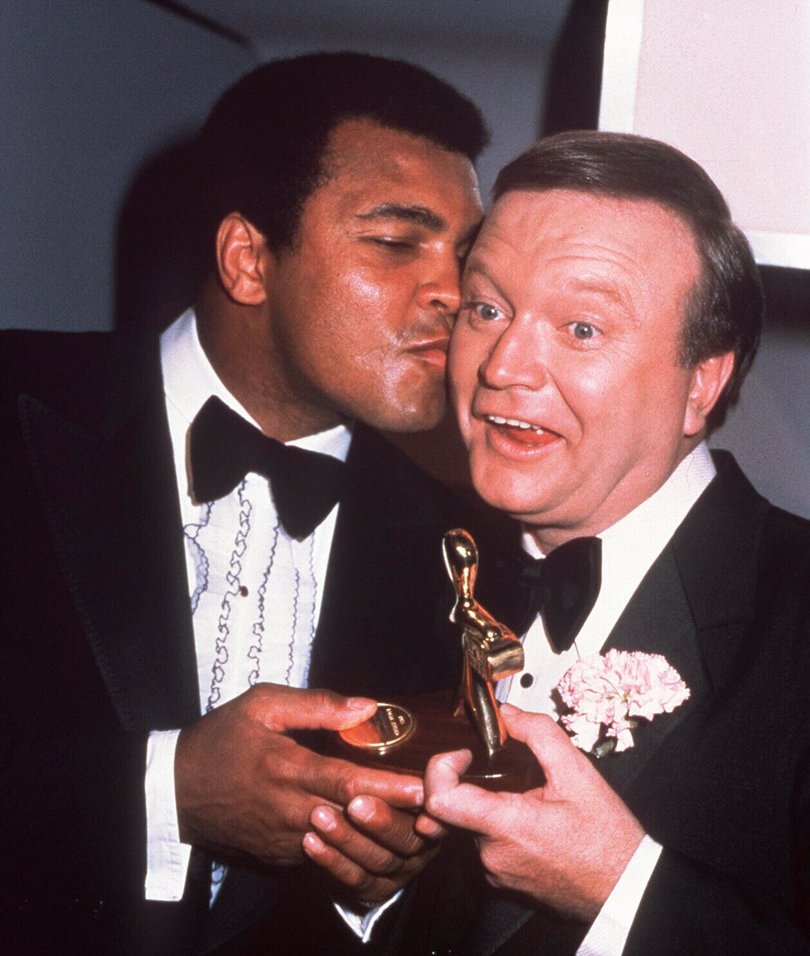 TV personality Bert Newton and boxer Muhammad Ali at the 1979 TV Week Logies Awards. 