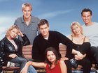 386157 01: The cast of television's "Dawson's Creek" poses for a photo. James Van Der Beek stand in the back row. In the middle row, from left to right, are Michelle Williams, Joshua Jackson, Meredith Monroe and Kerr Smith. Katie Holmes sits in front. (Photo by Columbia/TriStar International Television)