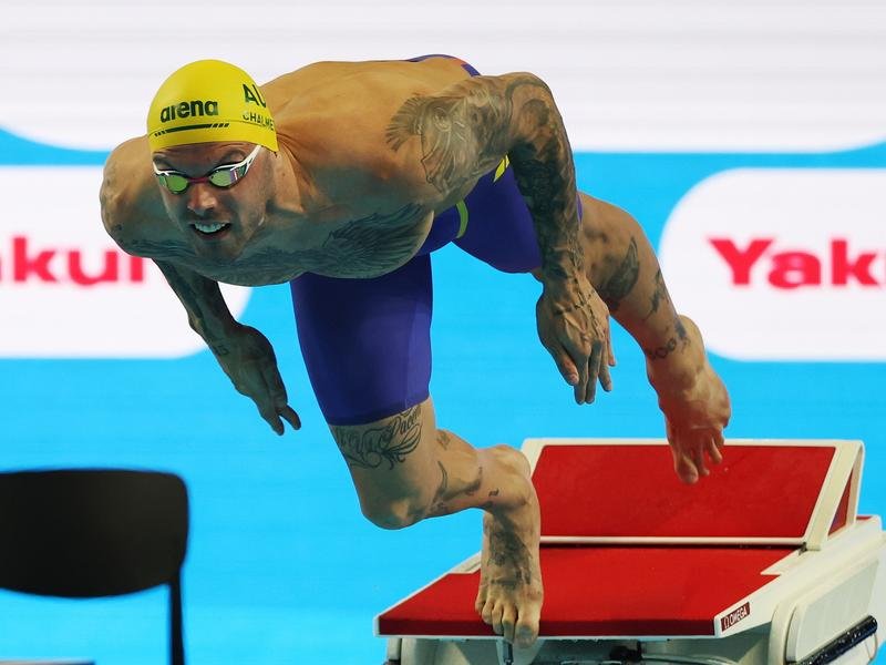 Kyle Chalmers in action in the men's 100m freestyle at the world titles in Singapore. (EPA PHOTO)