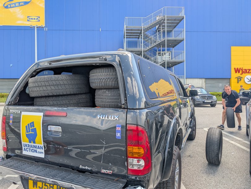 Used tyres are loaded in Poland to deliver to Ukraine.