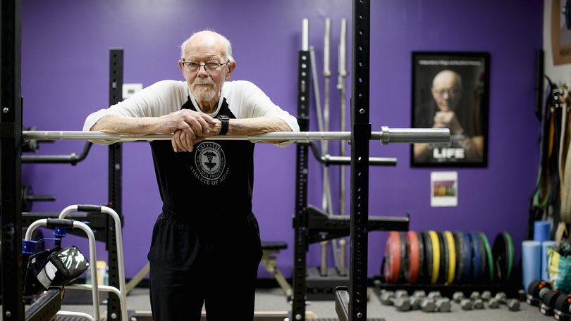 John Claassen, 98, the oldest lifter at Greysteel Strength and Conditioning gym, in Farmington Hills, Mich., on June 20, 2025. Greysteel, a gym outside Detroit, teaches barbell lifting for older people. Some are well into their 80s and 90s. (Brittany Greeson/The New York Times)