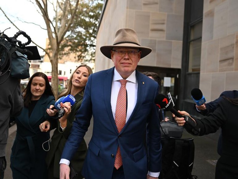 Kiama MP Gareth Ward will fight an expulsion attempt by the Labor Government in the Supreme Court. (Dean Lewins/AAP PHOTOS)