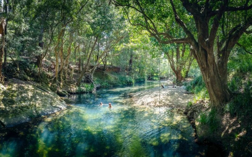 The property has 250 meters of private frontage to the Never Never River.