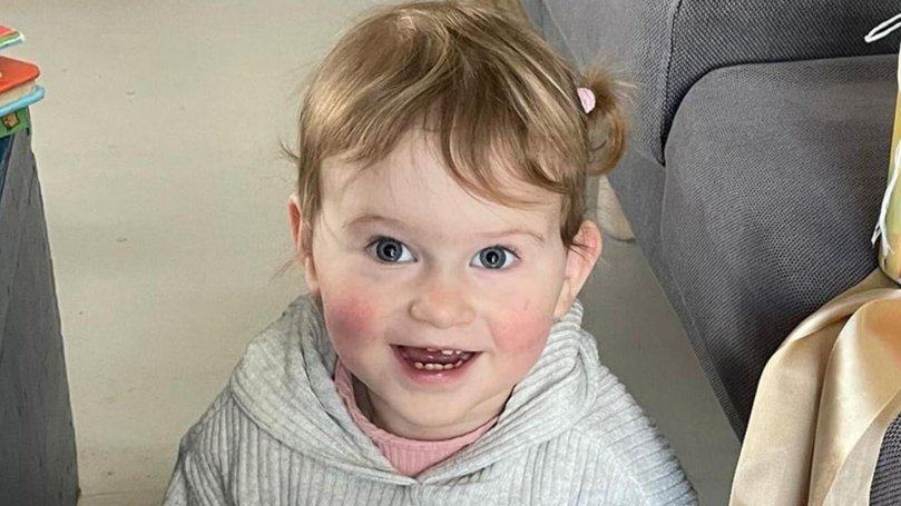 Police are appealing for public assistance to locate a missing toddler last seen just before 5pm Tuesday.