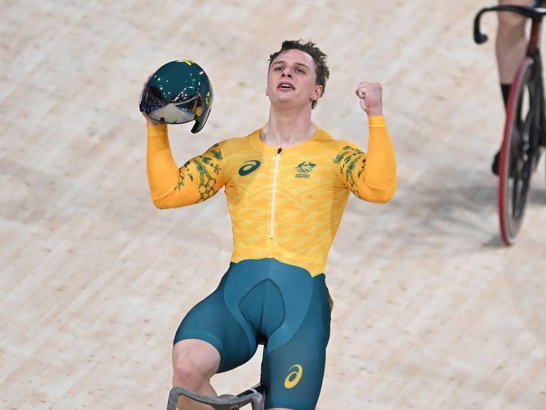 Matthew Richardson, here winning Olympic silver for Australia, has now broken a world record for GB.