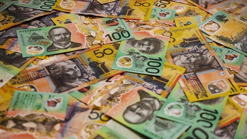 Australians will be thousands of dollars worse off if productivity continues to slump. Picture: NewsWire / Nicholas Eagar