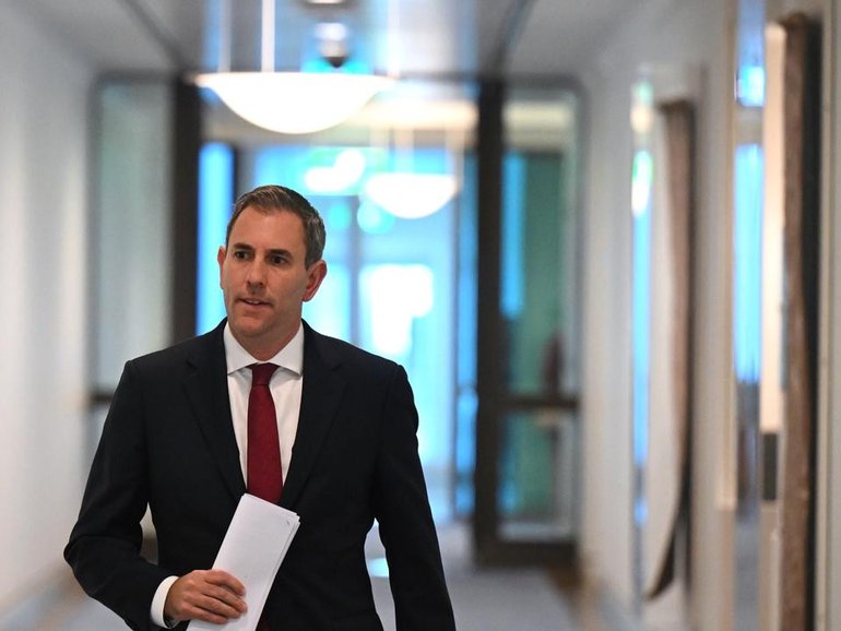 After weeks of anticipation, Jim Chalmers will convene his economic reform roundtable on Tuesday. (Lukas Coch/AAP PHOTOS)