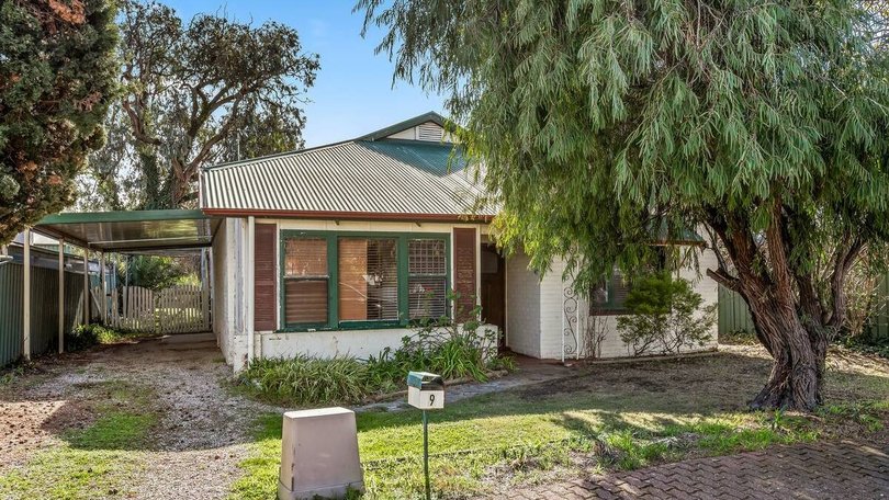 SOLD: 9 Fisher Terrace, Glenelg North SA 5045