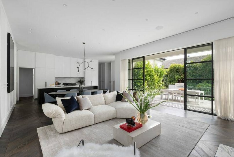 Open-plan living, dining and kitchen.