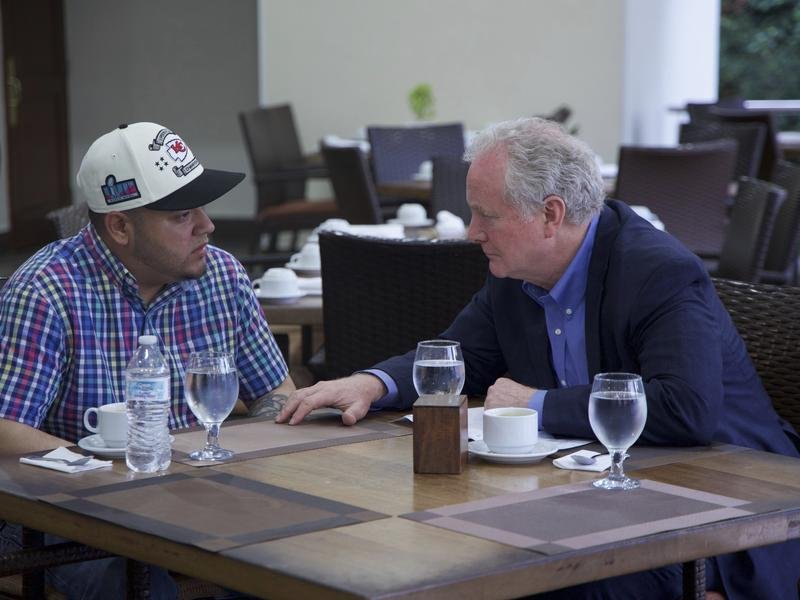 Senator Chris Van Hollen posted an image of himself in El Salvador with Kilmar Abrego Garcia.