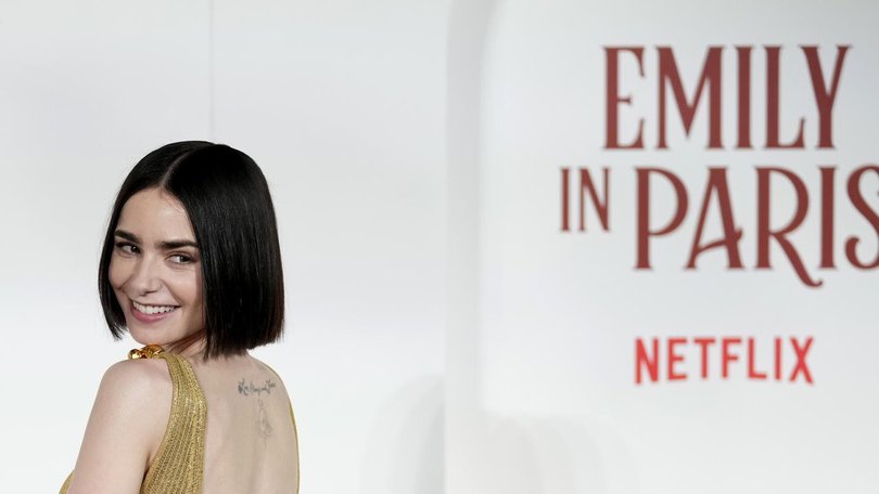 Lily Collins plays the role of Emily in the it series Emily in Paris.