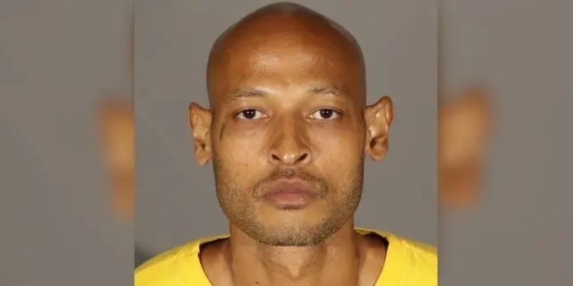 Calese Crowder has been dubbed the 'butt-sniffing bandit'.
