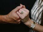 Jewellery experts have weighed in on Taylor Swift’s engagement ring, with estimates it is worth up to $US1.3 million. 