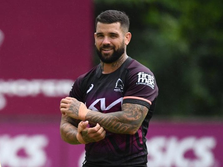 Billy Walters (l) becomes more integral to the Broncos amid injury issues for Adam Reynolds (r). (Jono Searle/AAP PHOTOS)