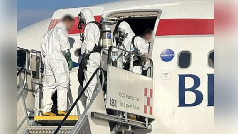 Passengers in fear as flight forced to emergency land.