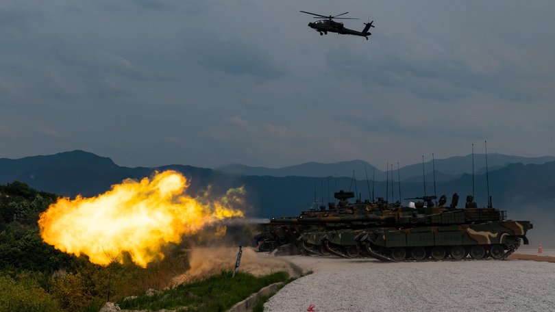 A South Korean K-2 battle tank, developed by Hyundai Rotem, during a live-fire exercise.