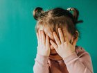 A child psychologist has revealed how parents can make their kids listen with six magic phrases. 