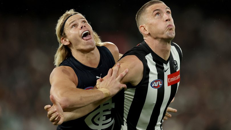 Tom De Koning and Darcy Cameron during the game that the gun was brought to.