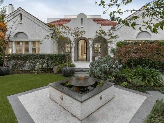The best properties to see this Saturday the 6th of September.